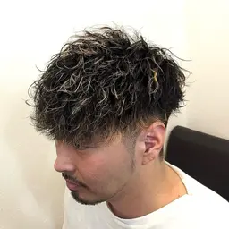 メンズカット+ホワイトメッシュカラー