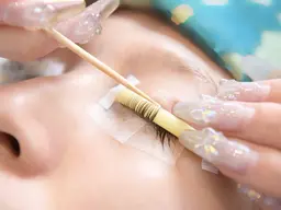 大人気‼️【まつげパーマ】ロッド種類豊富（コーティング込み）