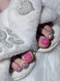 foot🩷親指2本アート(オフ込み)