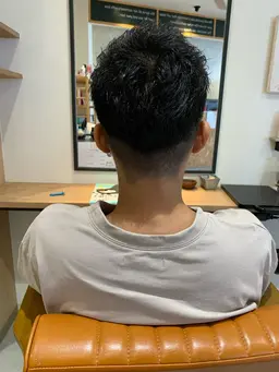 メンズ限定カット+ブリーチ+カラー+頭皮洗浄シャンプー