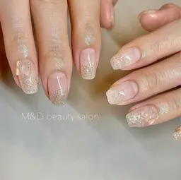 ラメグラデーション♪ ご新規・１か月以内オフ無料♪300色以上ご用意◎お爪に優しいジェル使用♪