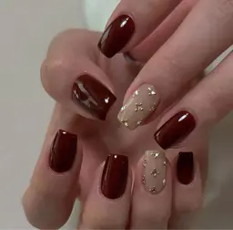 シンプル持ち込みデザインネイル(デザイン2本🎀)