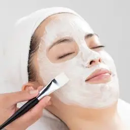 【2回目の方のみ！期間限定で半額です！】癒やしの肌トラブル改善エステ💗 毛穴をキュッと引き締めてツルツルたまご肌に✨️