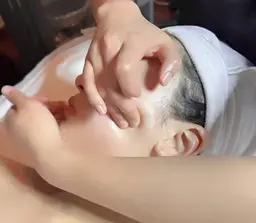 🌹オリジナル小顔コース90分🌹オイルクレンジング→洗顔→小顔ゴットハンドマッサージ→ハイパーナイフ→パック→仕上げ
