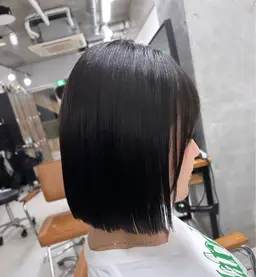 「minimoセール‼🦋レディース限定🦋艶髪縮毛矯正💍➕高補修トリートメント🫠」