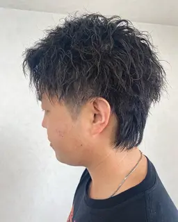 ★メンズカット＋ケアパーマ　¥11000