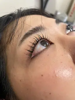 ミニモ学割初回限定アイシャンプー付き！2回目以降もこちらから学生•専門学校