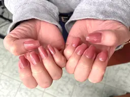 ワンカラーorラメグラデーション※長さだし別途。アート付け足しも対応させて頂きます。マグネットネイルもお選び頂けます♡