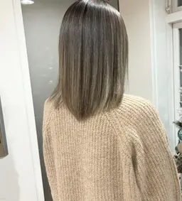 外国人風カラー　ハイライト＋フルカラー＋トリートメント