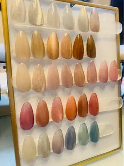 【土日祝日限定】マグネットネイル（ソフトジェルオフ、甘皮ケア付）❤️