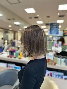 《コントラストハイライトおすすめ🖤》ハイライト＋wカラー🌺