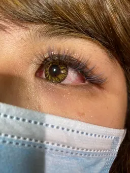 ボリューム、フラットラッシュ25分付け足し（他店付け足しデザイン覚えてる方のみ可能）