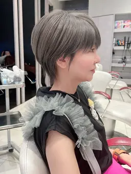 🎊15周年記念🎊【ご新規様1日1名限定枠】開放中🙆‍♂️カット天使の艶カラー+髪質改善トリートメント🌈