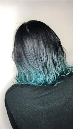 💚デザインカラーでお洒落に差を💚ブリーチでグラデーションカラー＋薬剤除去