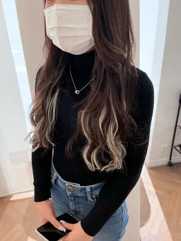 【エクステ】 透明感カラー+シールエクステ10本まで🫧エクステカット付き インナー、ハイライト可能✨