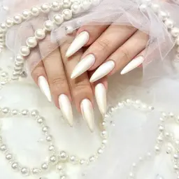 🎀2/24限定価格🎀【HAND】オフなし⭐️チップ長さ出し10本+ワンカラーorラメグラデーション