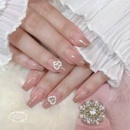 ご新規様ハンド＊ジェルネイル　アート1​〜​4本　［他店オフ込み］