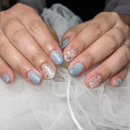 minimo限定🌼🌼美フォルム🌼持ち込みシンプルデザイン🌼アート２〜３本まで残りの爪はワンカラー