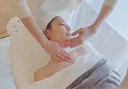 マスク生活での肌荒れ・角質ケア！[アドバンスコース＋‪ハーブピーリング]70分¥9.900→¥4.400