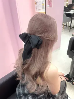 【垢抜けたい方向け✨】ナチュラルブリーチ➕ケアカラー➕マスクトリートメント