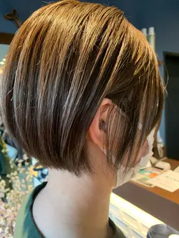 【卒・白髪染め】🌟白髪ぼかしカラーハイライト＋ULTOWA水素トリートメント🌿