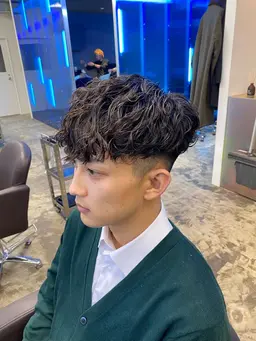 スペインカール風パーマ🇪🇸+ワンステップトリートメント🫧カット追加で+3300円いただきます💇♀️