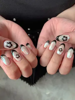 フレンチネイル、オフなし1.5h.オフあり2h