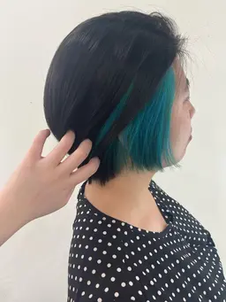 【🦄韓国風もOK🦄】インナーカラー＋全体カラー＋小顔カット ¥17,800🌈 ブリーチ1回込み／高発色◎