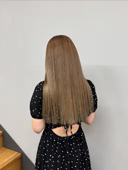 メンテナンスカット＋ケアブリーチカラー💫