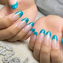 スカルプ長さ出し＋ジェルフレンチ