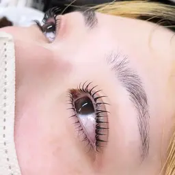 選べるラッシュリフト＋トリートメント🤍（パリジェンヌ他2種）※10分前来店必須