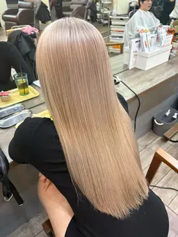 【5回以上ご来店いただいている方限定】人気NO.1⭐️ カット＋カラーやり放題＋ハホニコトリートメント