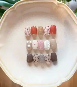 🉐NEWメニュー❄️冬ネイル⛄️定額デザイン+甘皮ケア+保湿オイル