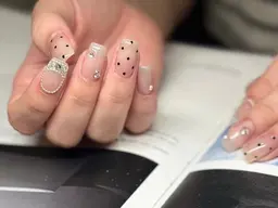 オフ有フル長さだしシンプルネイル🎀