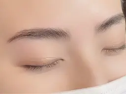 【HBL】ハリウッドブロウリフト＋眉毛WAX