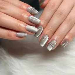 格安✨オーダーメイドカラーが大人気❣️グラデーション/ラメグラデーション/マグネット(バード仕上げ/フィルイン無料！！)