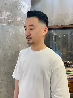 メンズスキンフェードカット