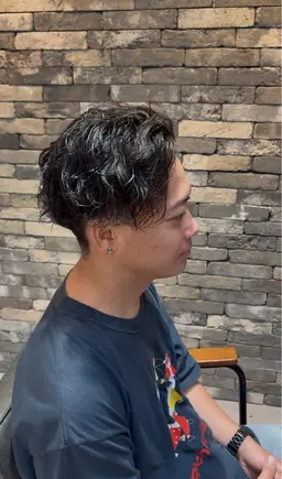 メンズ限定【似合わせカット➕スパイラルパーマ】眉カット、TR付き