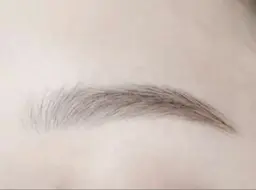 大人の垢抜け✨ハリウッドブロウリフト🌟