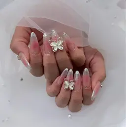 <自店オフ無料>100分ハンドジェルデザインやり放題 オフありの場合メッセージにてご連絡ください