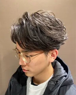 カット+選べるパーマ(長さによって料金変わります。)