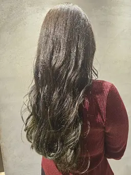 【ロング・ミディアム限定】✨発色バツグン✨カット＋クオルシアカラー