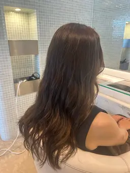 イルミナカラー(髪のダメージを減らし柔らかさと透明感のあるカラー)