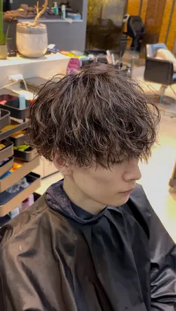 カット+ツイストスパイラルパーマor波巻きパーマ