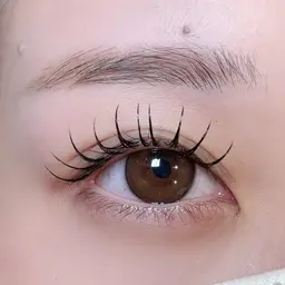 🌟期間限定価格🌟【同時施術！✨】マツエク120本&アイブロウワックス🪞(マツエクオフ&眉メイク付🎀)