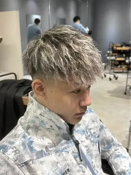 【ミニモ限定】ツイストパーマ＋ホワイトメッシュ(ケア剤付き)