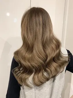 【リタッチ】ブリーチありWカラー＋クイックトリートメント✨