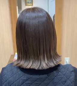 [★新規限定★]縮毛矯正+カット