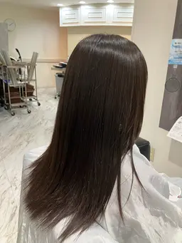 うねり･広がり･くせが気になる方‼️モイストストレート