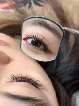 【フラットラッシュ】上80本¥5400⇒¥4500初回オフ無料♪